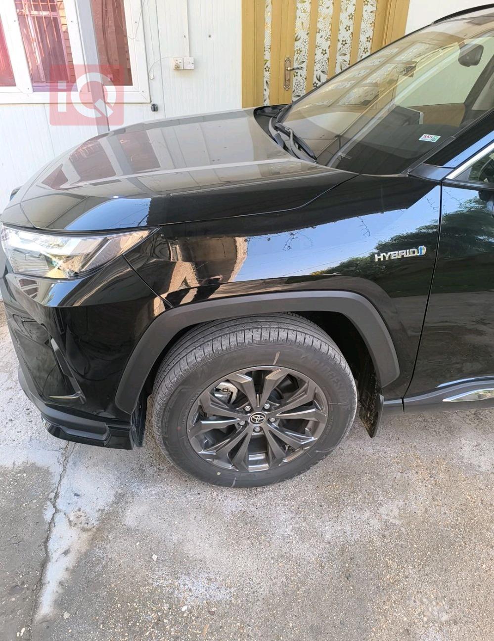 تويوتا راف 4